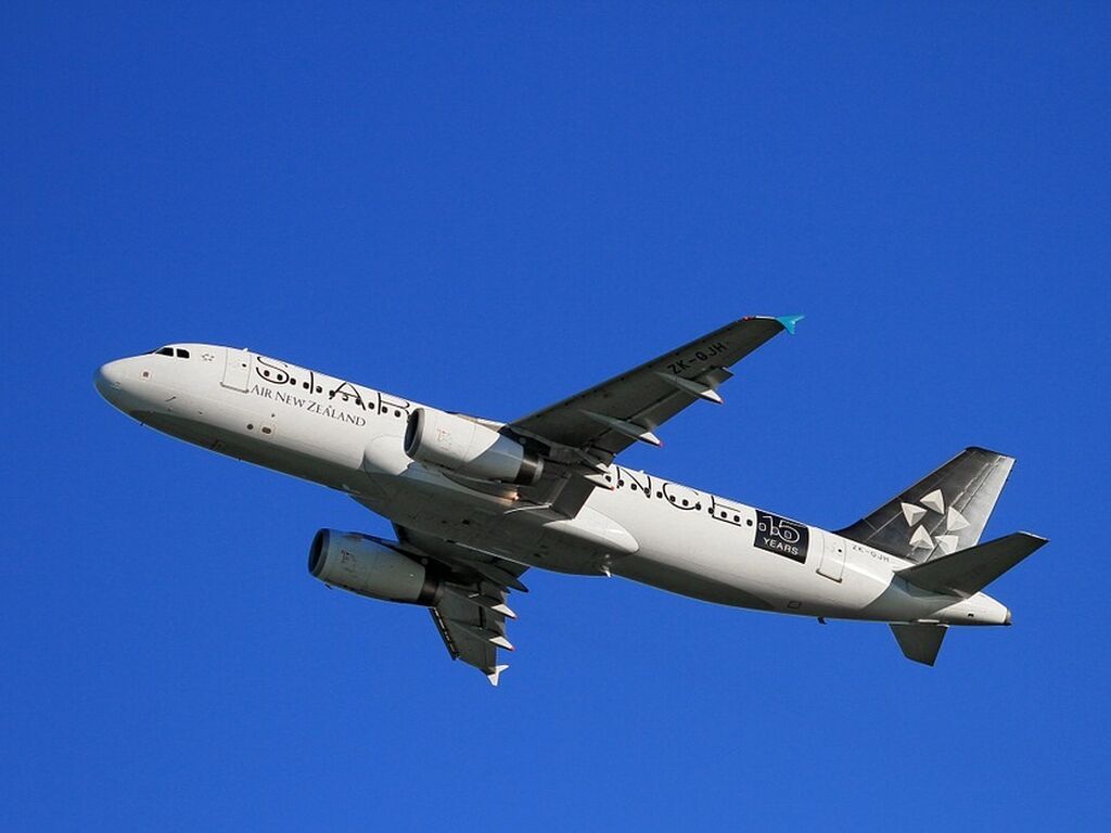 Aircraft take off air new zealand